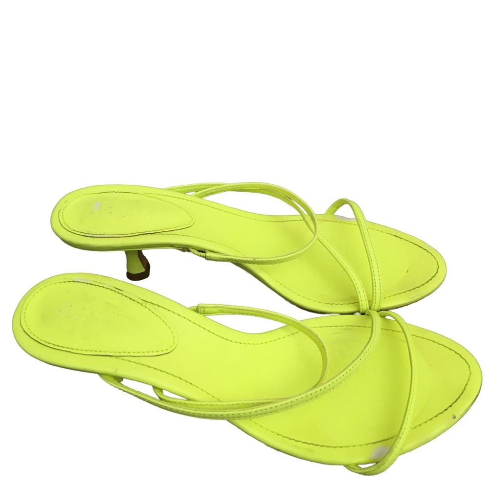Schutz mules 9 b Neón green EUC!